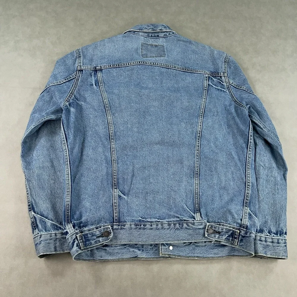 Levi's Jacket Mens Large Blue Trucker Denim Type 3 Distressed Faded Button 72334